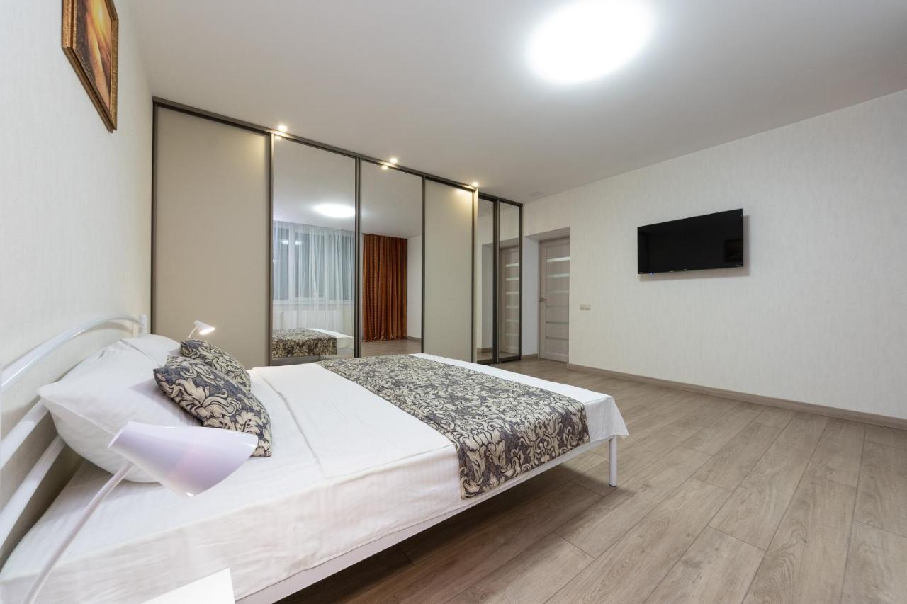 Apartments Riviera,20 Минут От Центра Kiew Exterior foto